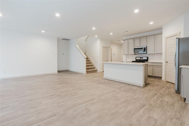 250 John House Lane, Rosharon, TX 77583