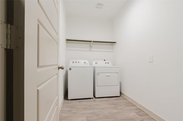 250 John House Lane, Rosharon, TX 77583