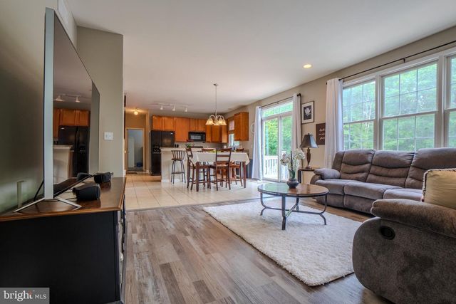 46 BECKERS CORNER, West Creek, NJ 08092