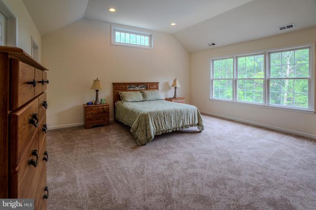 46 BECKERS CORNER, West Creek, NJ 08092