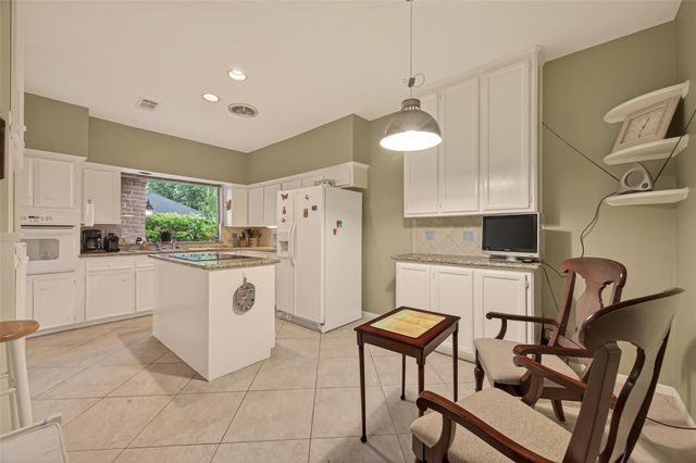 11614 Cedar Creek Drive, Houston, TX 77077