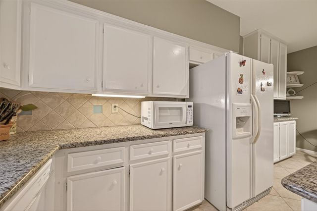 11614 Cedar Creek Drive, Houston, TX 77077