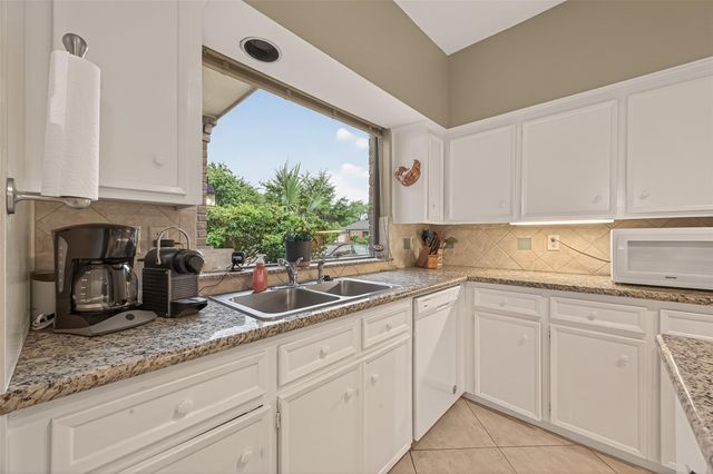 11614 Cedar Creek Drive, Houston, TX 77077