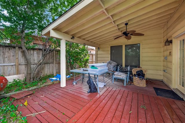 11614 Cedar Creek Drive, Houston, TX 77077