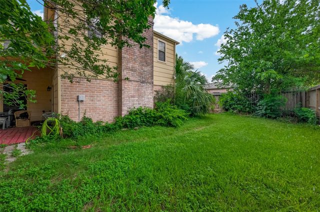 11614 Cedar Creek Drive, Houston, TX 77077