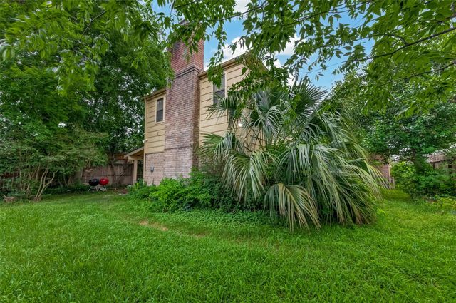 11614 Cedar Creek Drive, Houston, TX 77077