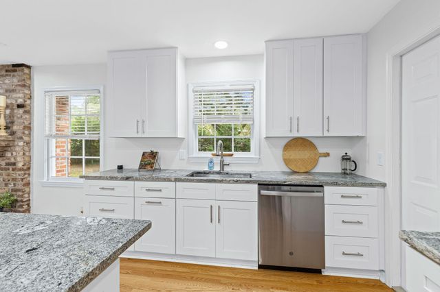 1775 Balfoure Drive, Charleston, SC 29407