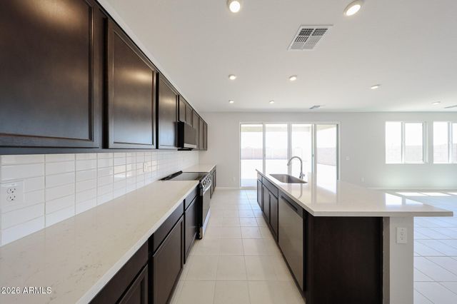 18266 W SAND HILLS Drive, Surprise, AZ 85387