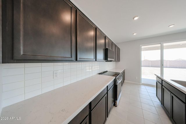 18266 W SAND HILLS Drive, Surprise, AZ 85387