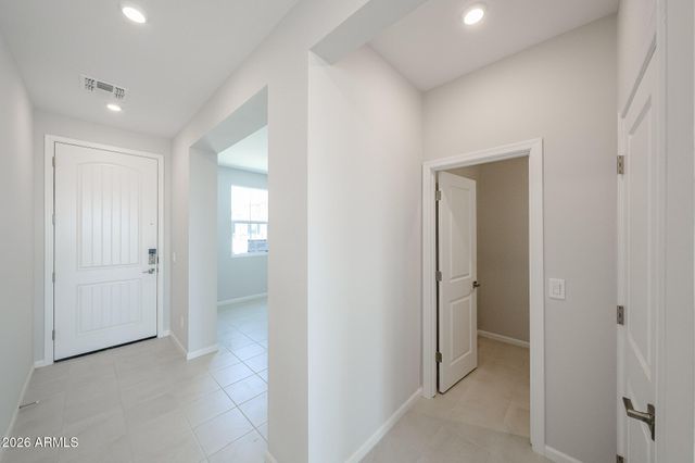 18266 W SAND HILLS Drive, Surprise, AZ 85387
