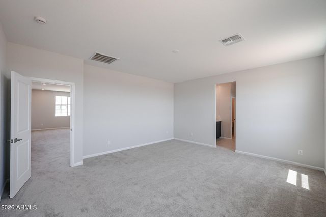 18266 W SAND HILLS Drive, Surprise, AZ 85387