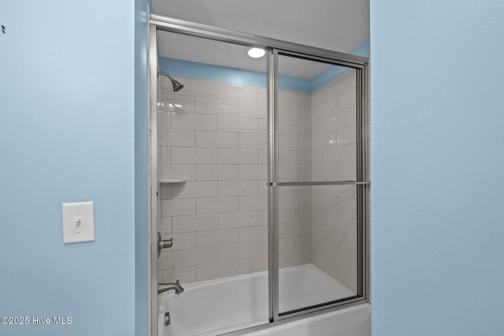 Image 23 of property listing at 247 Bayview Boulevard, Atlantic Beach, NC 28512