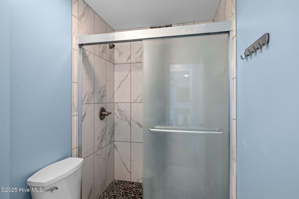 Image 29 of property listing at 247 Bayview Boulevard, Atlantic Beach, NC 28512