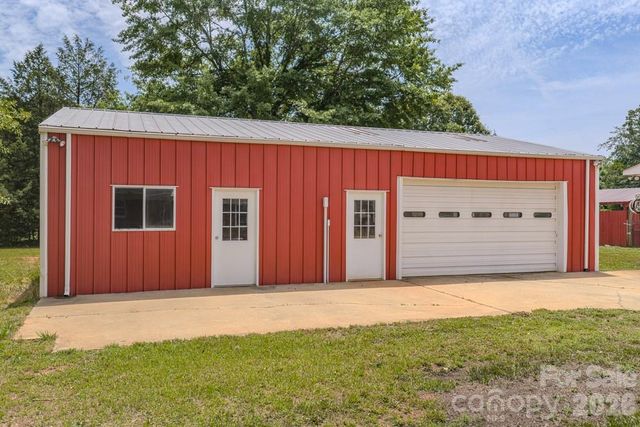 1241 County Line Road, Rutherfordton, NC 28139