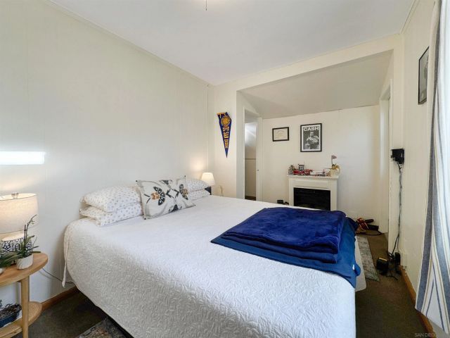 809 Sunset Ct, San Diego, CA 92109