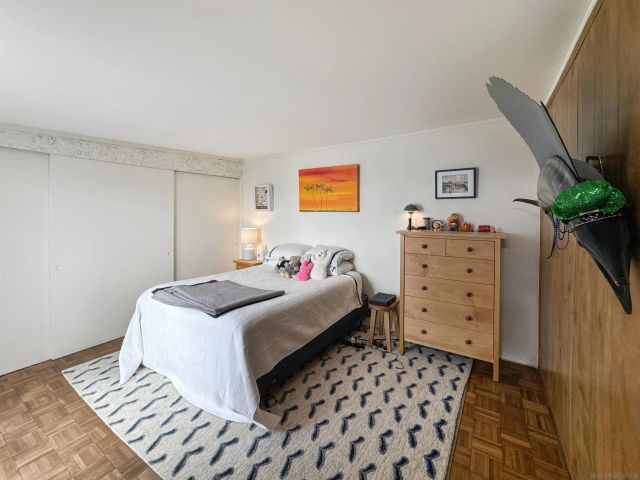 809 Sunset Ct, San Diego, CA 92109