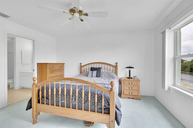 5725 GREENWOOD AVENUE 4201, North Port, FL 34287