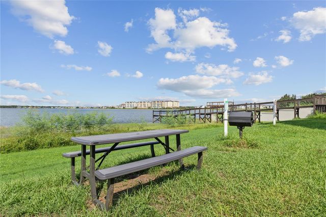 7511 SEURAT STREET 10201, Orlando, FL 32819