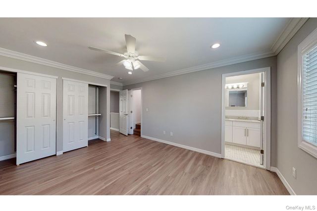 100 Saddle Cove Road 307, Bohemia, NY 11716