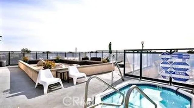 2491 Purdue Avenue 117, Los Angeles, CA 90064