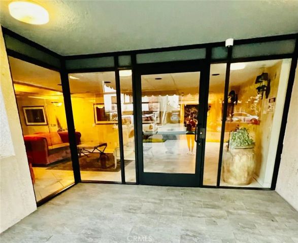 2491 Purdue Avenue 117, Los Angeles, CA 90064