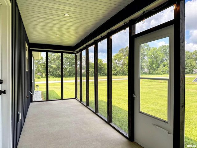 1106 FALCON Court, Carterville, IL 62918