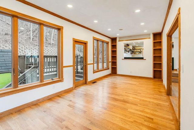 1705 Ohlsun Court, La Crosse, WI 54601