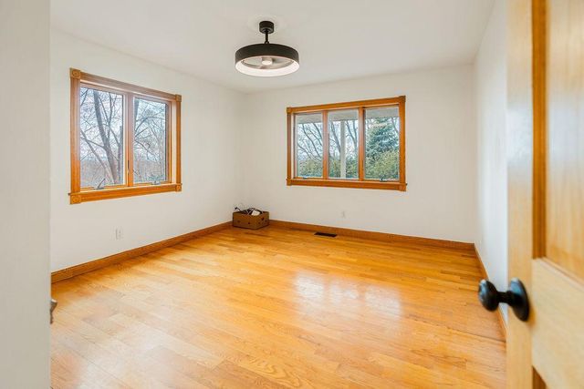 1705 Ohlsun Court, La Crosse, WI 54601