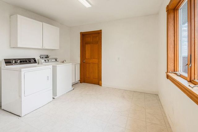 1705 Ohlsun Court, La Crosse, WI 54601