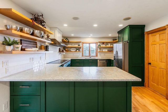 1705 Ohlsun Court, La Crosse, WI 54601