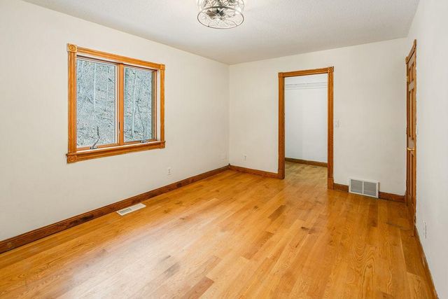 1705 Ohlsun Court, La Crosse, WI 54601