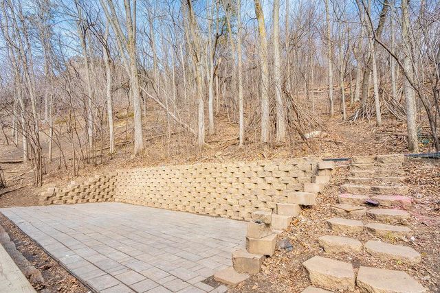 1705 Ohlsun Court, La Crosse, WI 54601