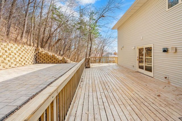 1705 Ohlsun Court, La Crosse, WI 54601