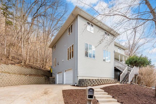 1705 Ohlsun Court, La Crosse, WI 54601