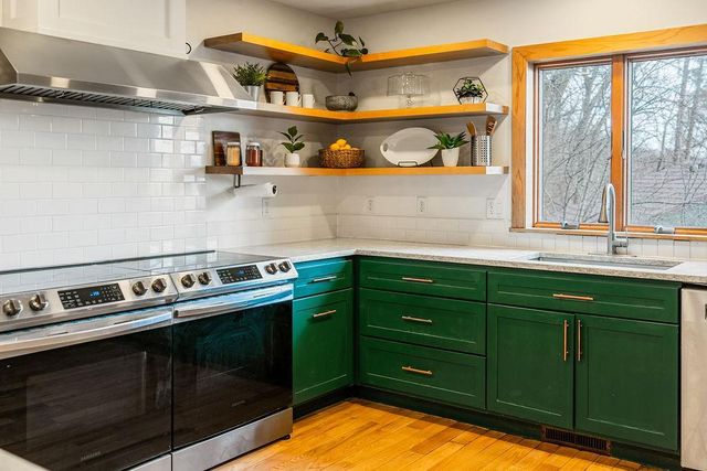 1705 Ohlsun Court, La Crosse, WI 54601