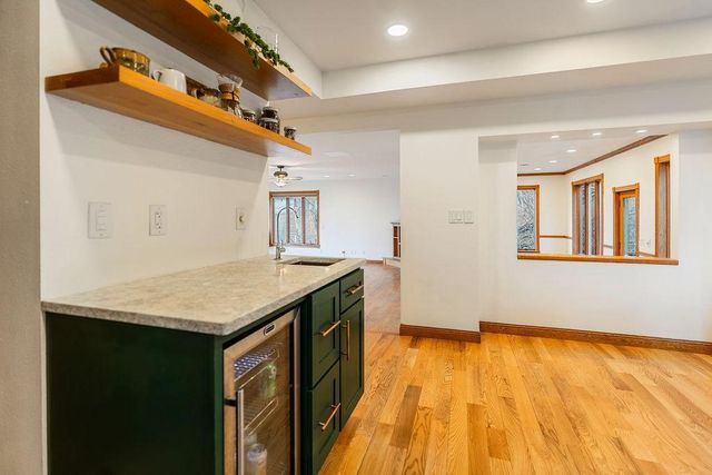 1705 Ohlsun Court, La Crosse, WI 54601