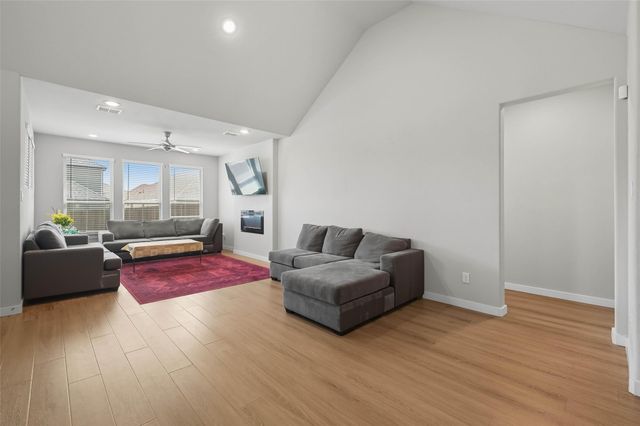 2401 Mankato Drive, Fort Worth, TX 76179