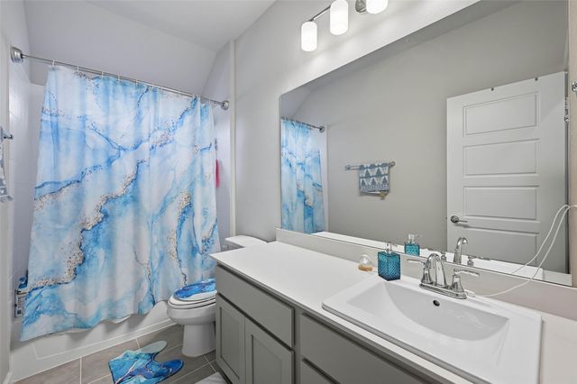 2401 Mankato Drive, Fort Worth, TX 76179