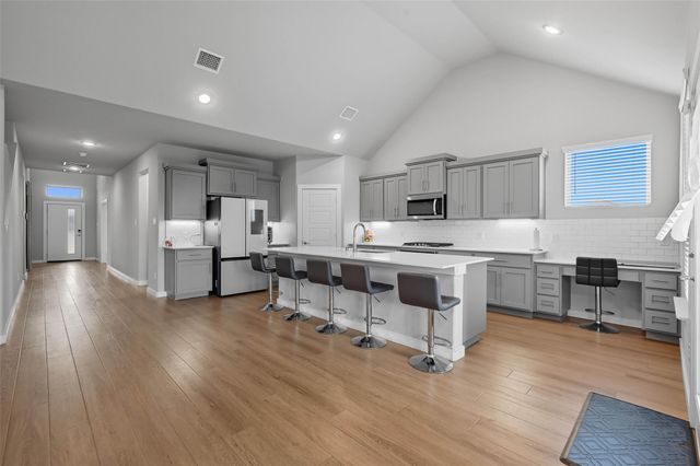 2401 Mankato Drive, Fort Worth, TX 76179