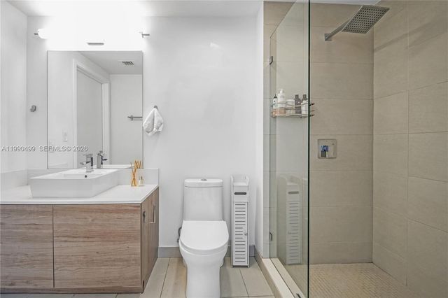 10201 E Bay Harbor Dr 601, Bay Harbor Islands, FL 33154