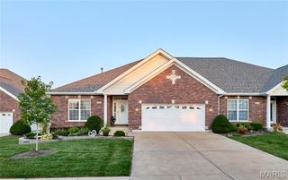 2421 Golden Bear Way 731A, Wentzville, MO 63385