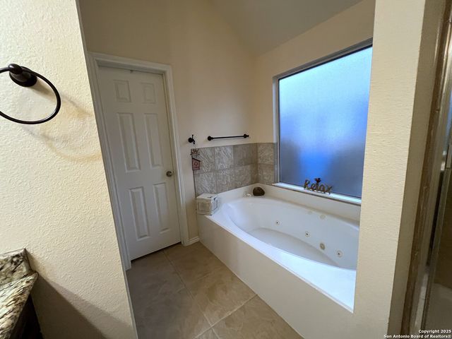 8707 Sarasota Woods, San Antonio, TX 78250