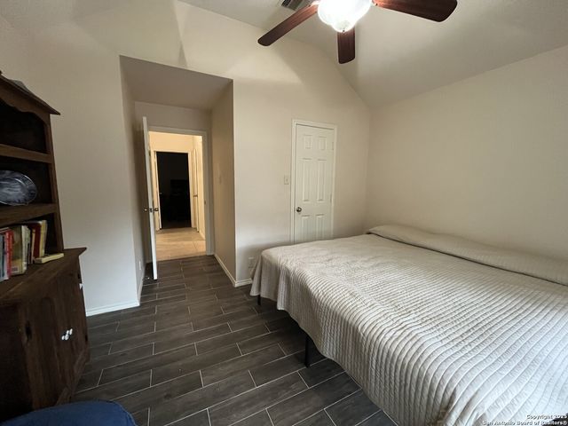 8707 Sarasota Woods, San Antonio, TX 78250