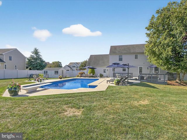 39 SARAH LN, Mount Joy, PA 17552