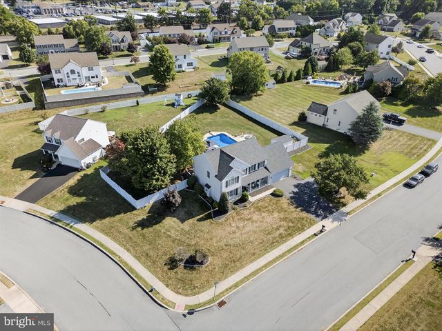 39 SARAH LN, Mount Joy, PA 17552