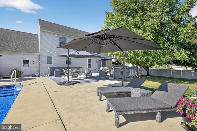 39 SARAH LN, Mount Joy, PA 17552