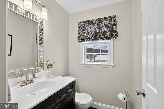 39 SARAH LN, Mount Joy, PA 17552