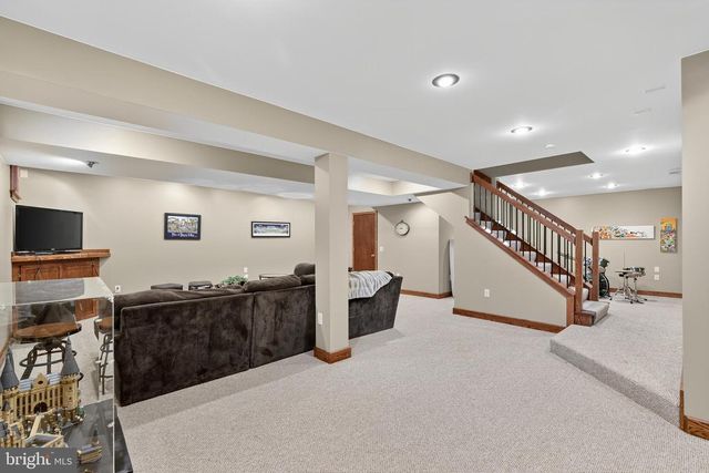 39 SARAH LN, Mount Joy, PA 17552