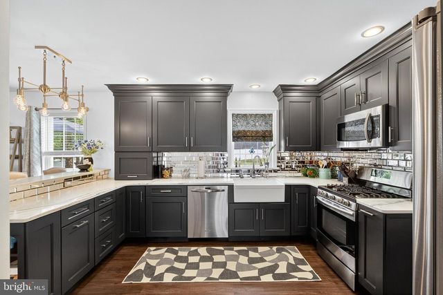 39 SARAH LN, Mount Joy, PA 17552