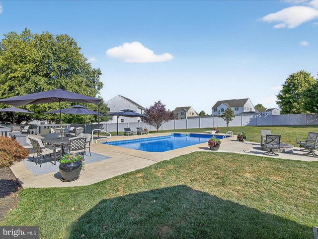 39 SARAH LN, Mount Joy, PA 17552